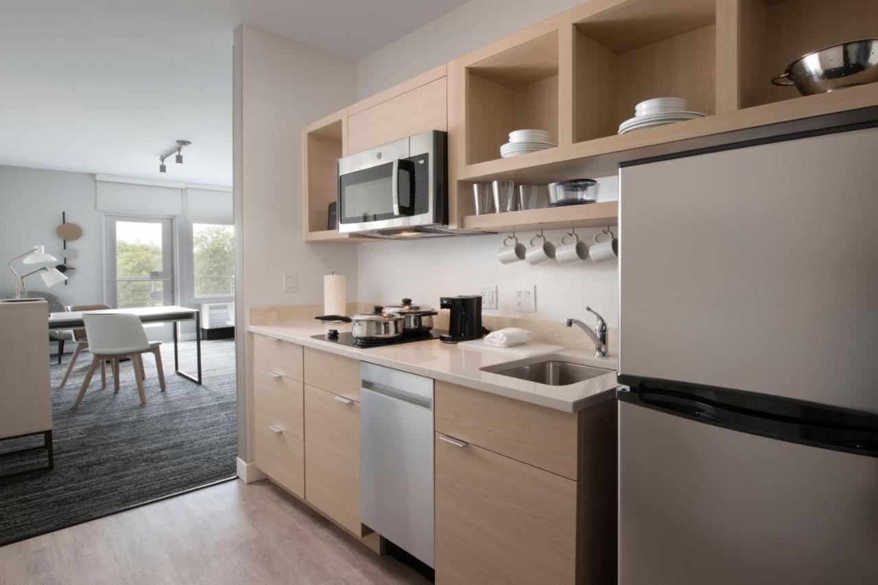 Towneplace Suites By Marriott Dallas Рокуолл Экстерьер фото