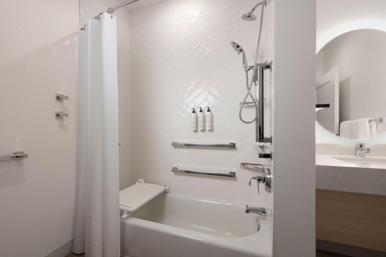 Towneplace Suites By Marriott Dallas Рокуолл Экстерьер фото